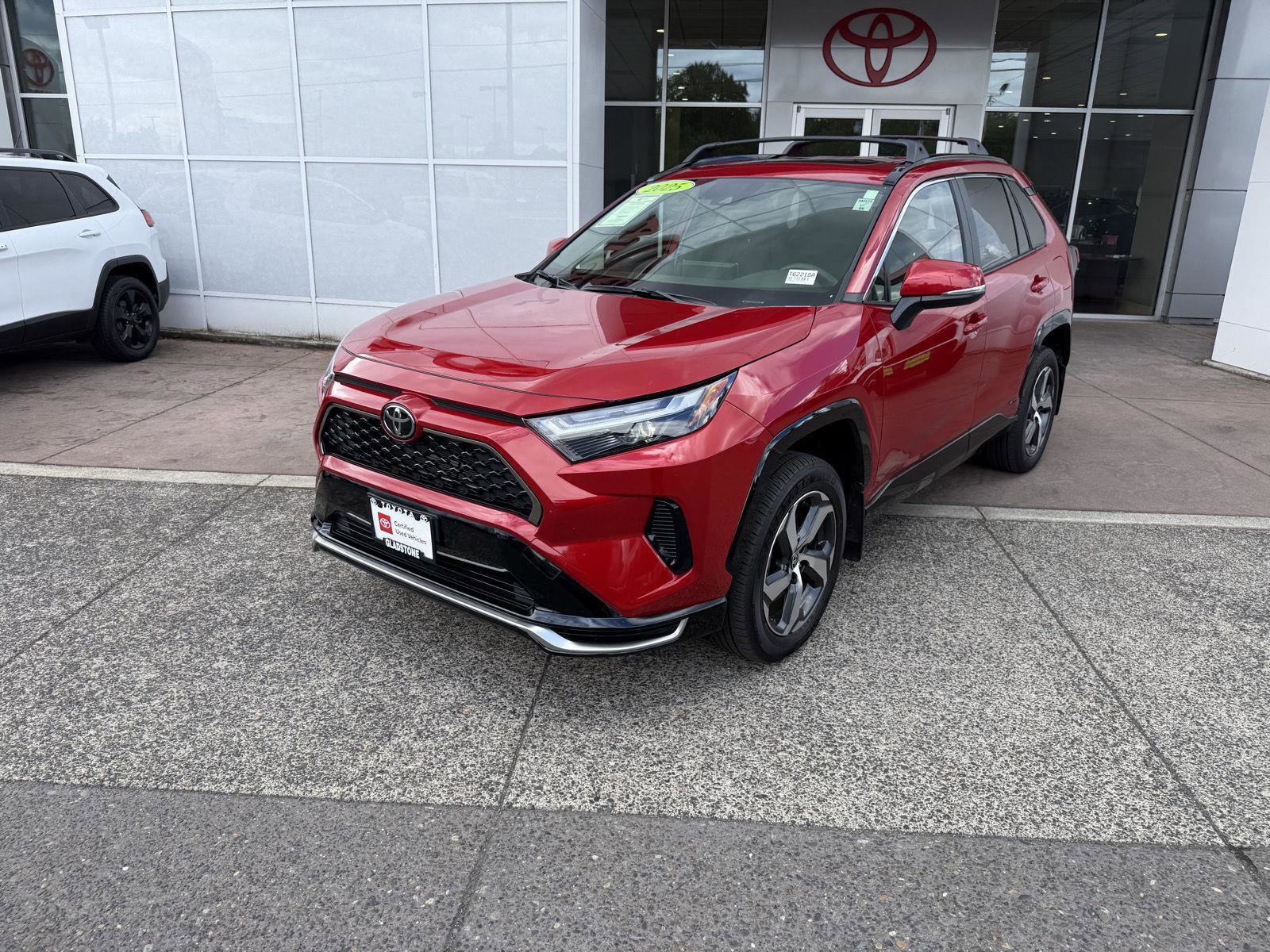 Certified 2025 Toyota RAV4 SE w/ Weather & Moonroof Package AWD/4WD image 4