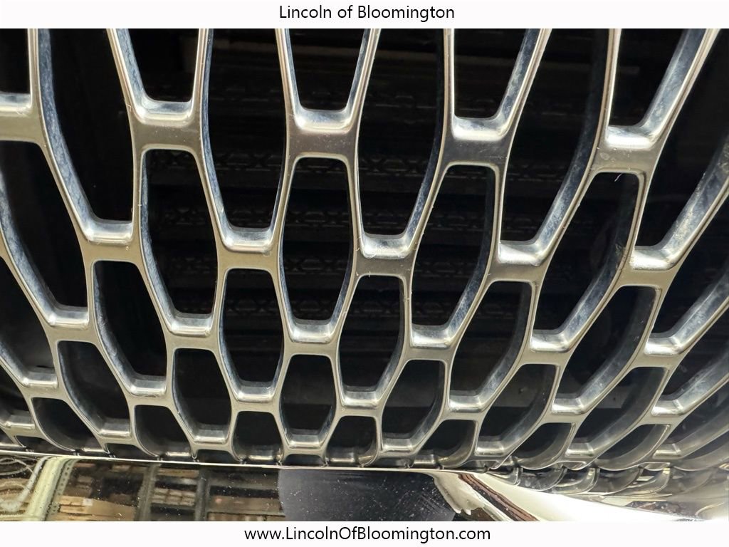 Certified 2022 Lincoln Aviator Reserve w/ Equipment Group 201A image 14