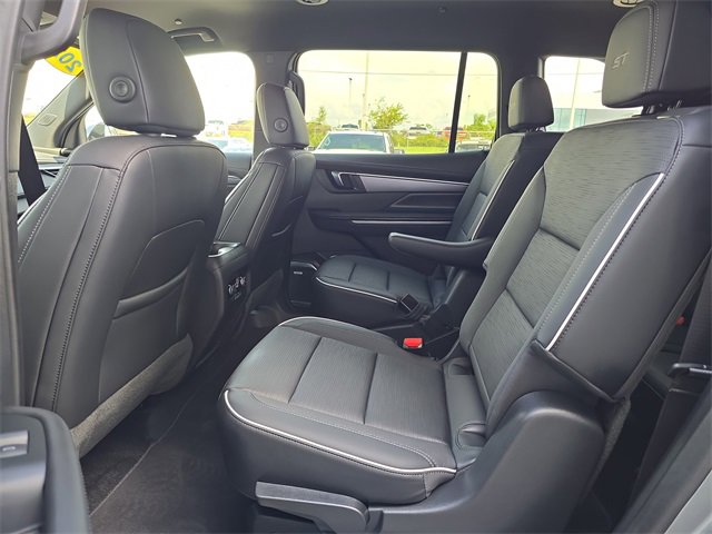 New 2025 Buick Enclave Sport Touring image 17