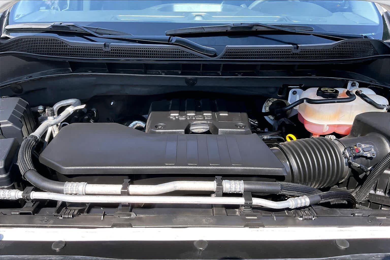 Used 2024 Chevrolet Silverado 1500 Custom Trail Boss w/ Turbomax Blackout Package AWD/4WD image 31