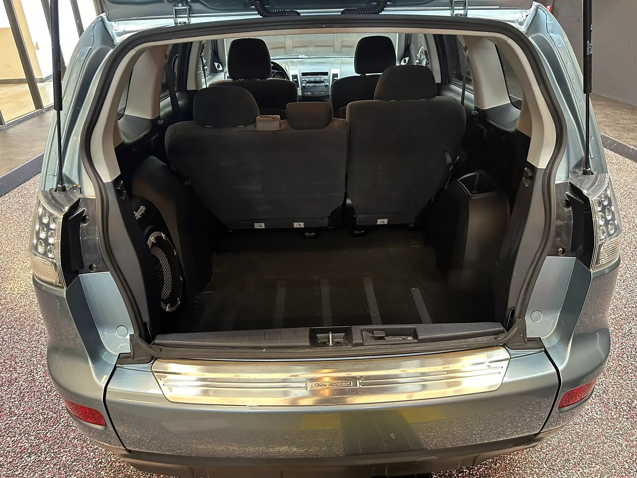 Used 2007 Mitsubishi Outlander LS AWD/4WD image 24