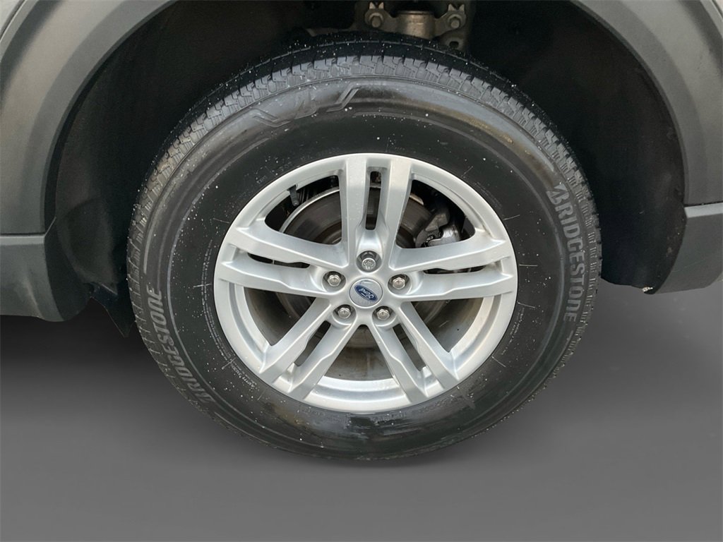 Used 2023 Ford Explorer XLT image 8