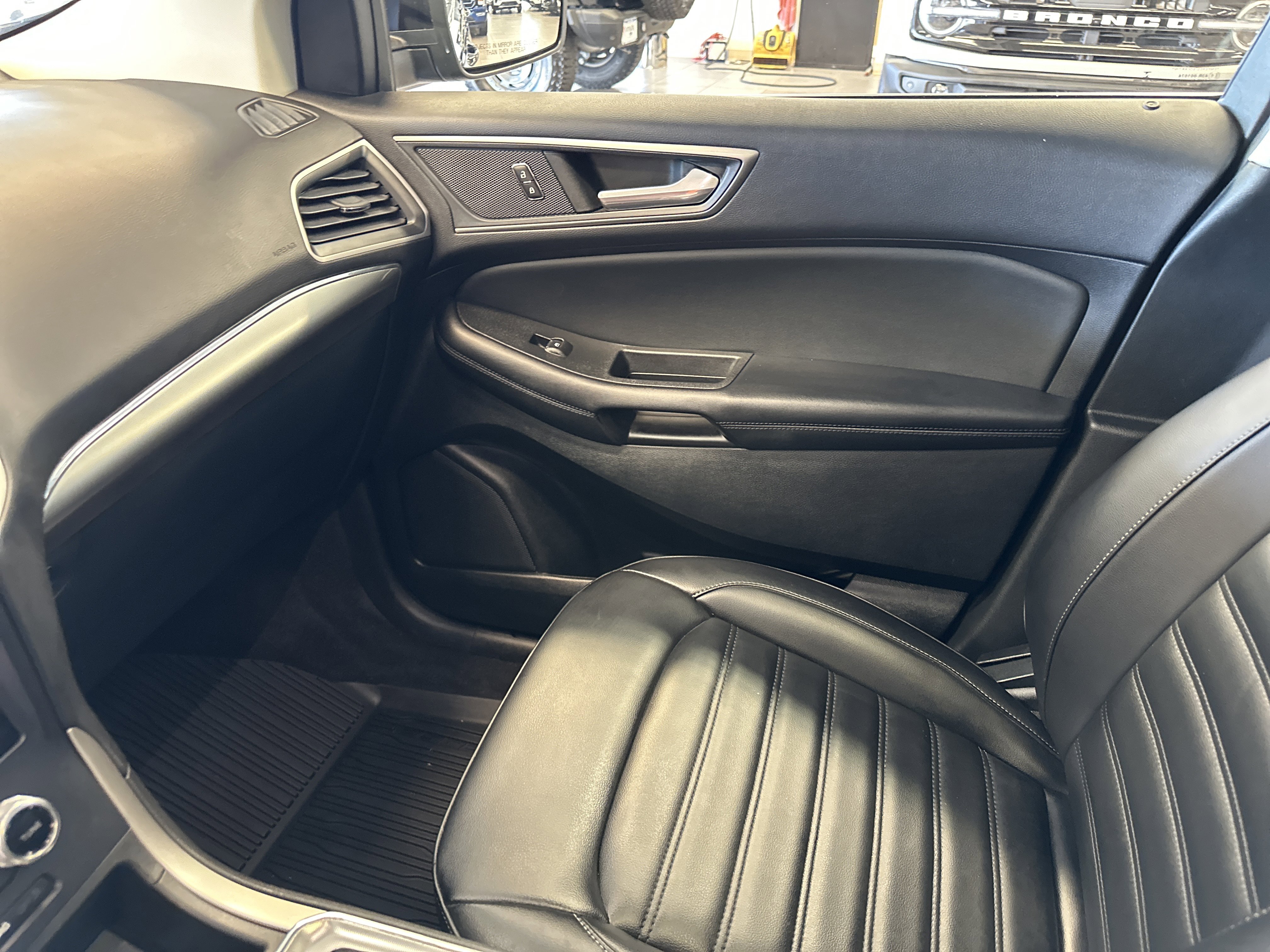 Certified 2022 Ford Edge SEL w/ Convenience Package image 26