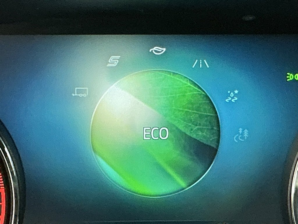 Used 2023 Ford Explorer ST-Line image 12