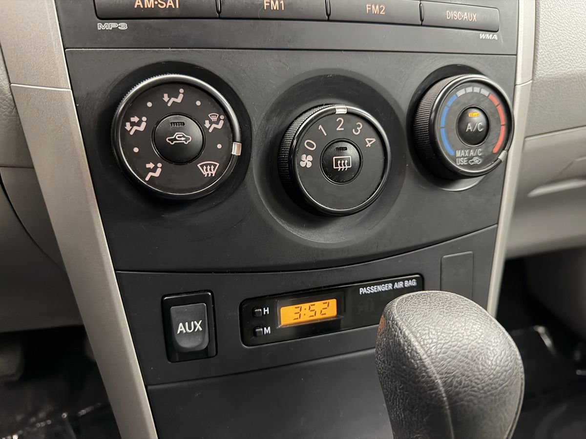 Used 2010 Toyota Corolla LE FWD image 15