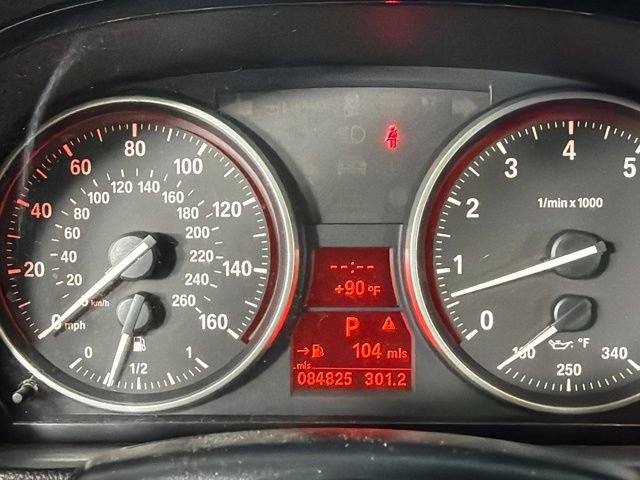 Used 2013 BMW 335i Convertible RWD image 24