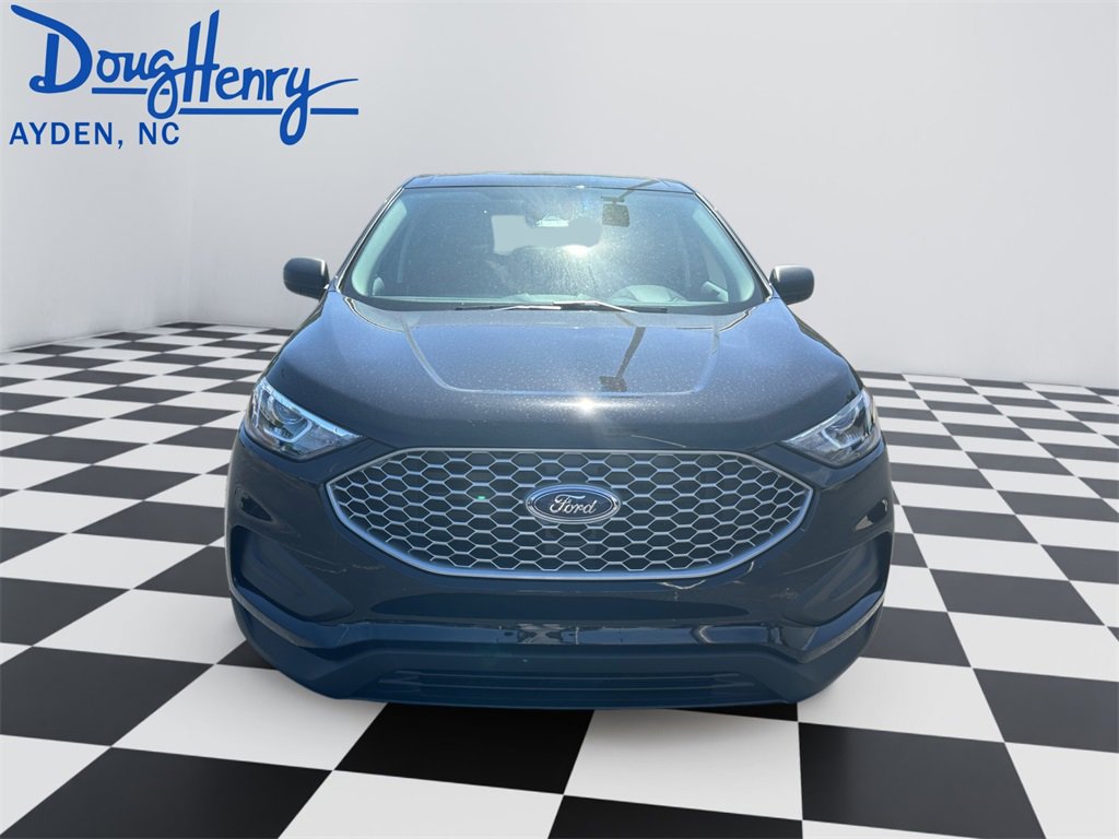 Used 2024 Ford Edge SE image 8