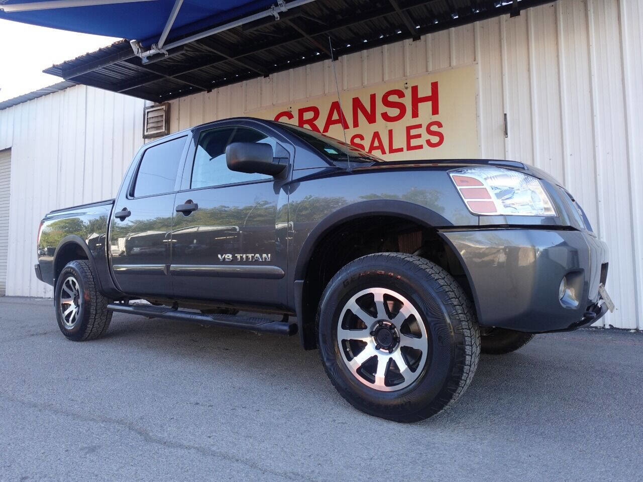 Used 2012 Nissan Titan PRO-4X image 9