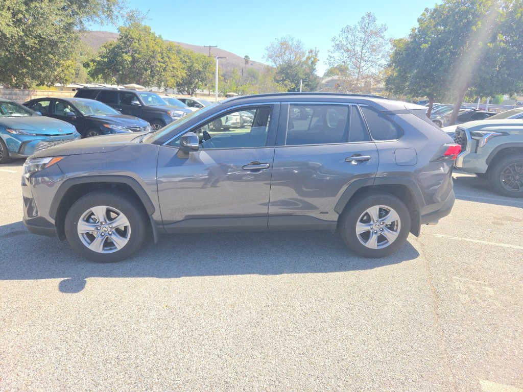 Used 2025 Toyota RAV4 XLE w/ Convenience Package AWD/4WD image 2