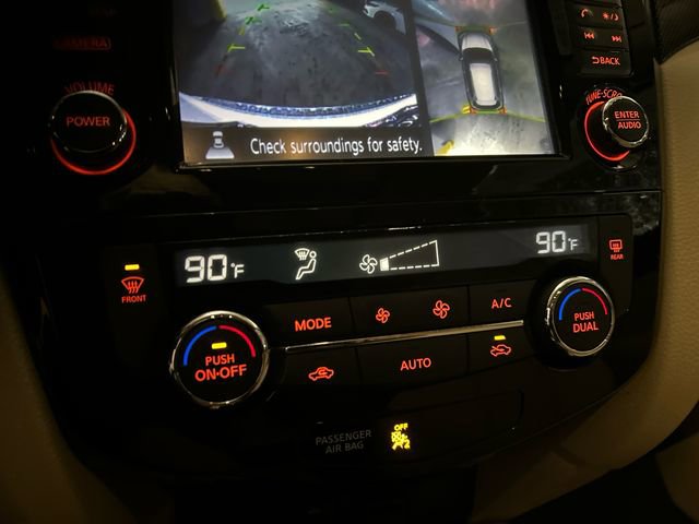 Used 2016 Nissan Rogue SL w/ SL Premium Package image 17