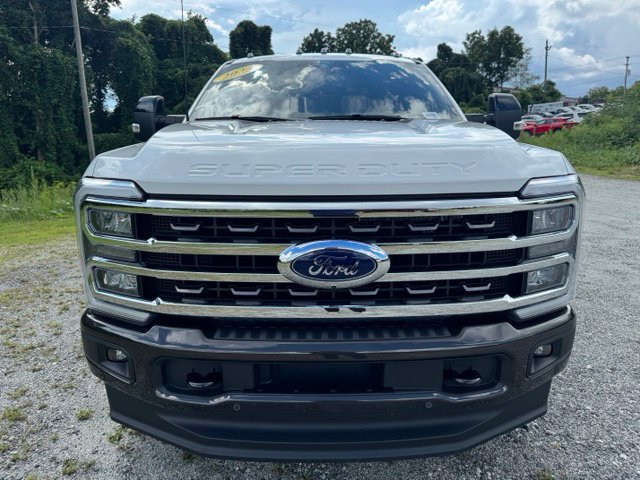 Used 2025 Ford F350 King Ranch AWD/4WD image 2