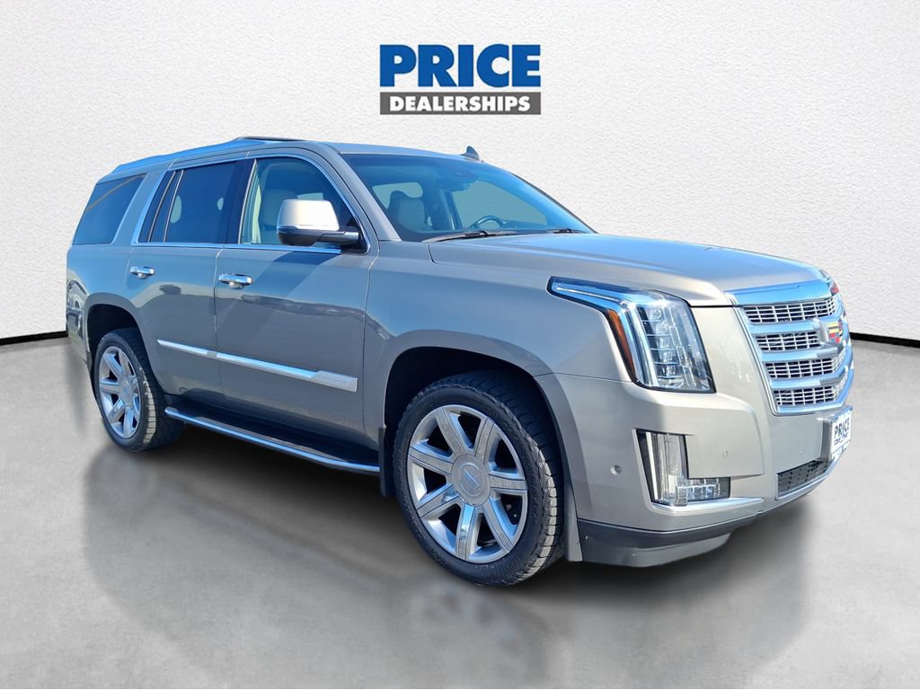 Used 2019 Cadillac Escalade Luxury w/ LPO, Radiant Package AWD/4WD image 1