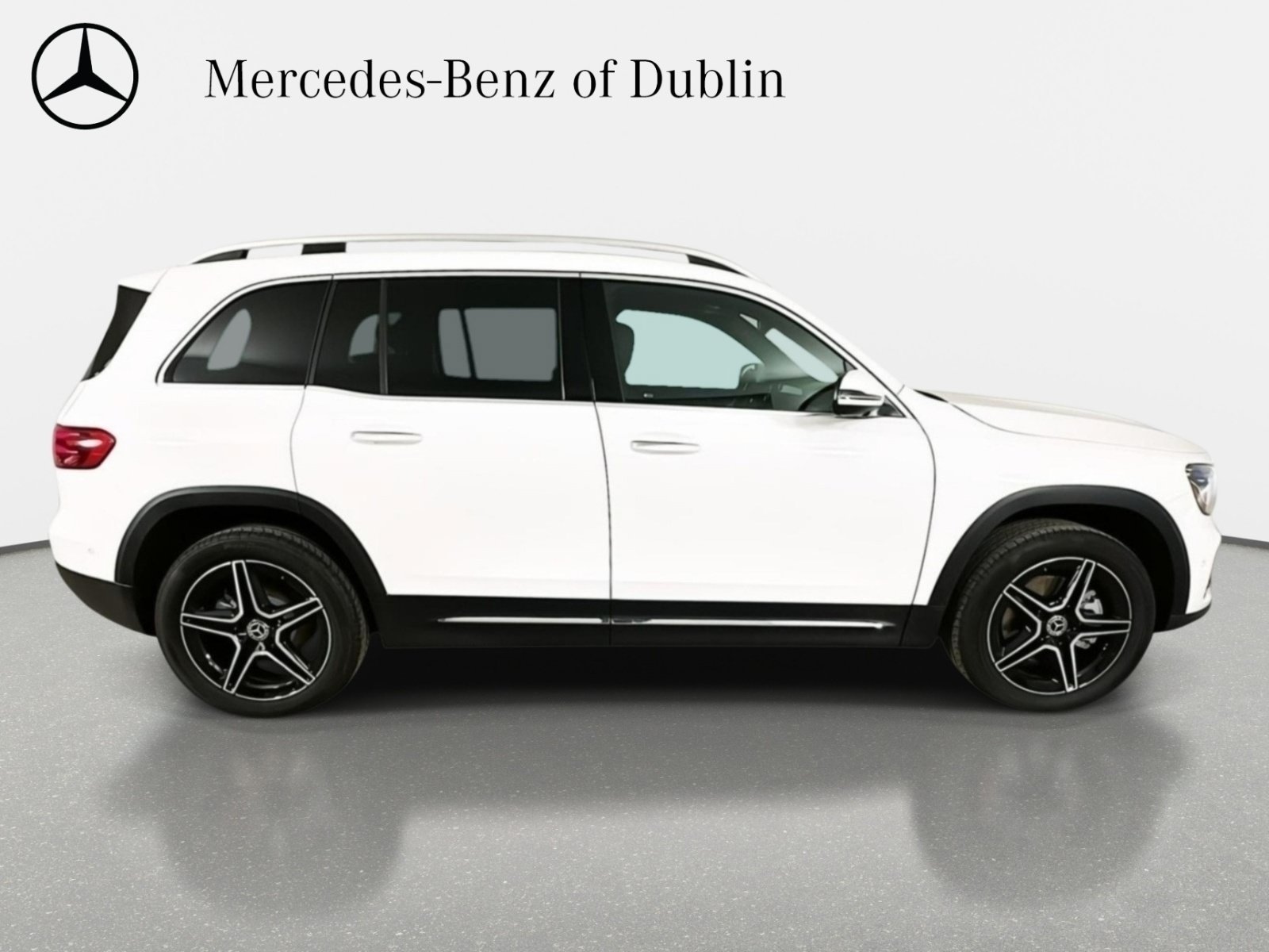 Used 2026 Mercedes-Benz GLB 250 4MATIC image 5