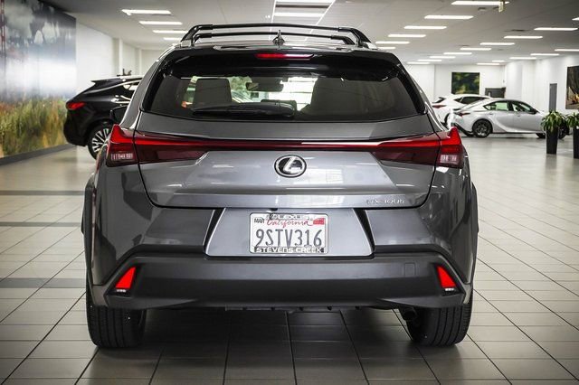 Certified 2025 Lexus UX 300h FWD w/ Accessory Package (Z2) image 7