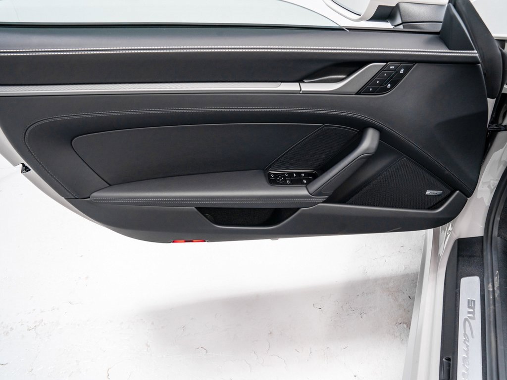 New 2026 Porsche 911 Carrera 4S image 24