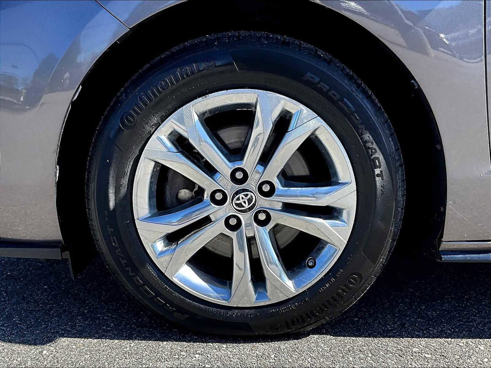 Used 2021 Toyota Sienna XSE image 7