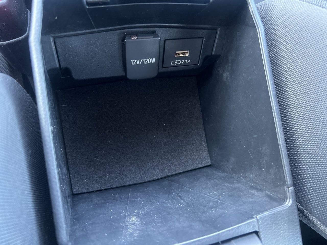 Used 2020 Toyota Corolla LE image 30