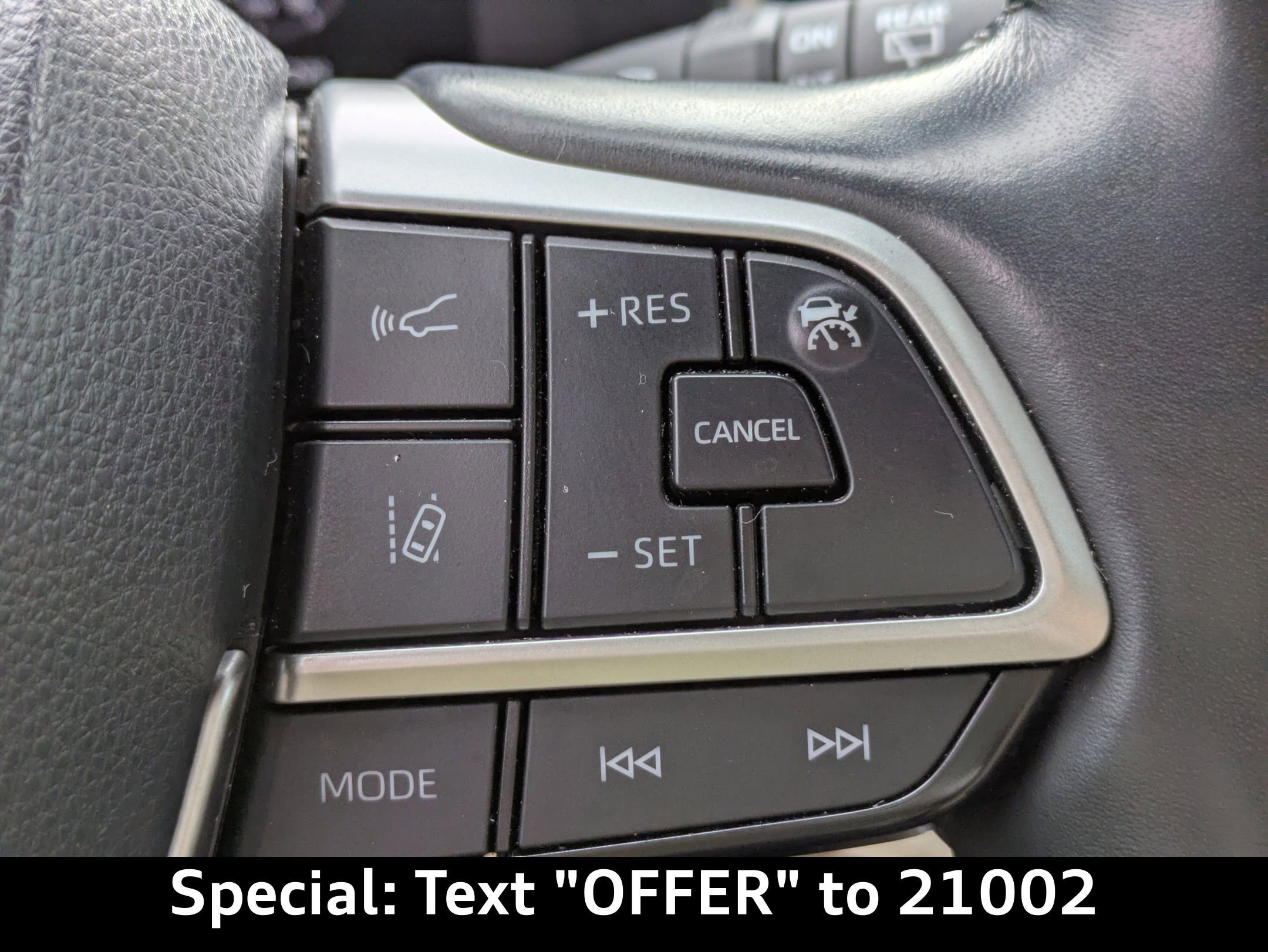 Used 2023 Toyota Highlander Limited image 29