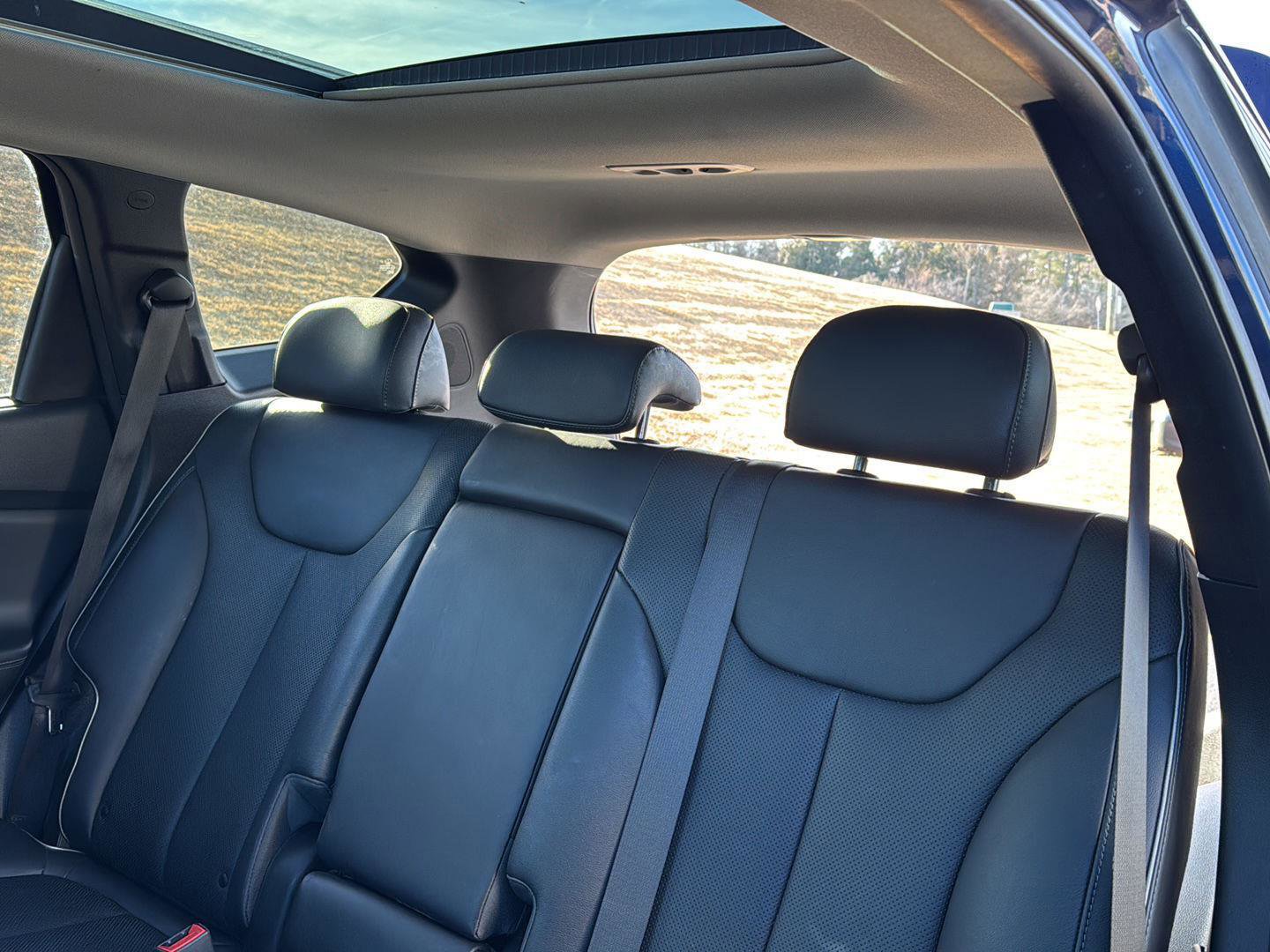 Used 2022 Hyundai Santa Fe SEL w/ Convenience + Premium Package image 28