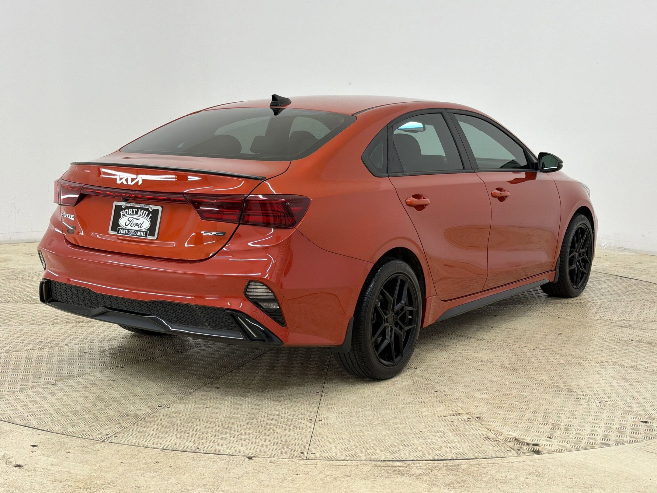 Used 2023 Kia Forte GT-Line w/ GT-Line Technology Package image 9