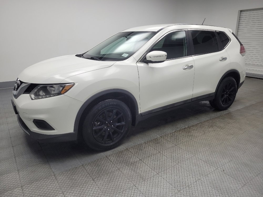 Used 2015 Nissan Rogue S w/ S Family Package image 2