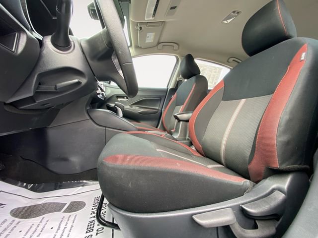 Used 2024 Nissan Versa SR w/ Trunk Package image 9