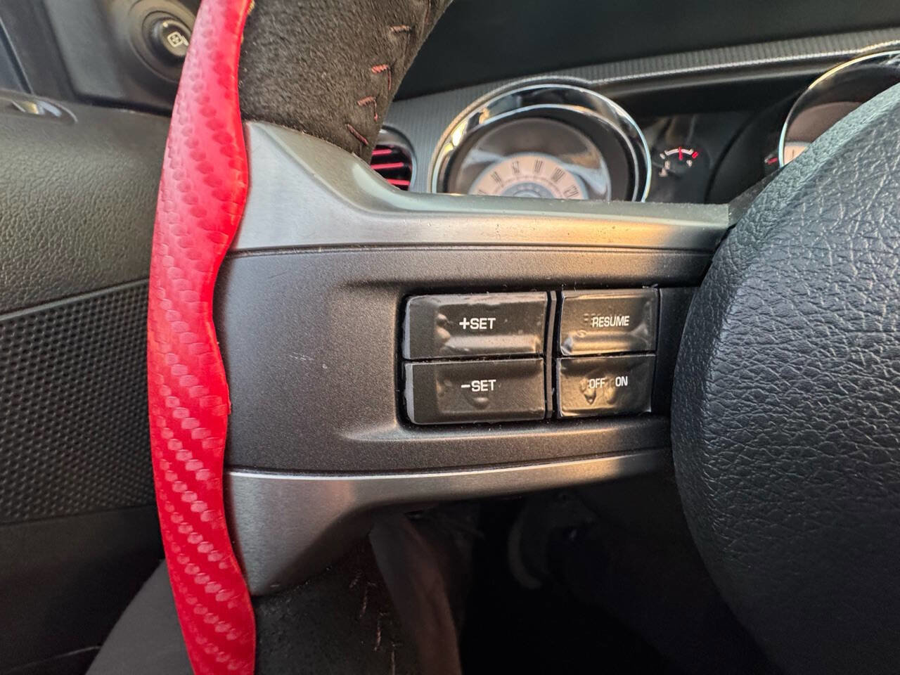 Used 2010 Ford Mustang GT Premium image 45