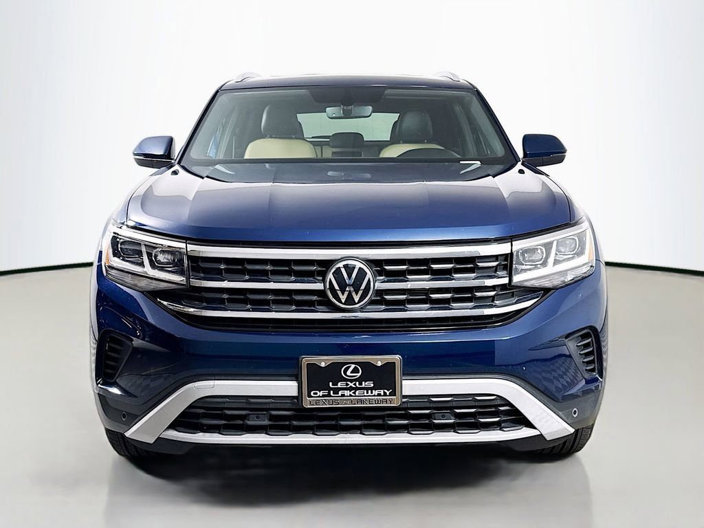 Used 2022 Volkswagen Atlas Cross Sport SE FWD image 2