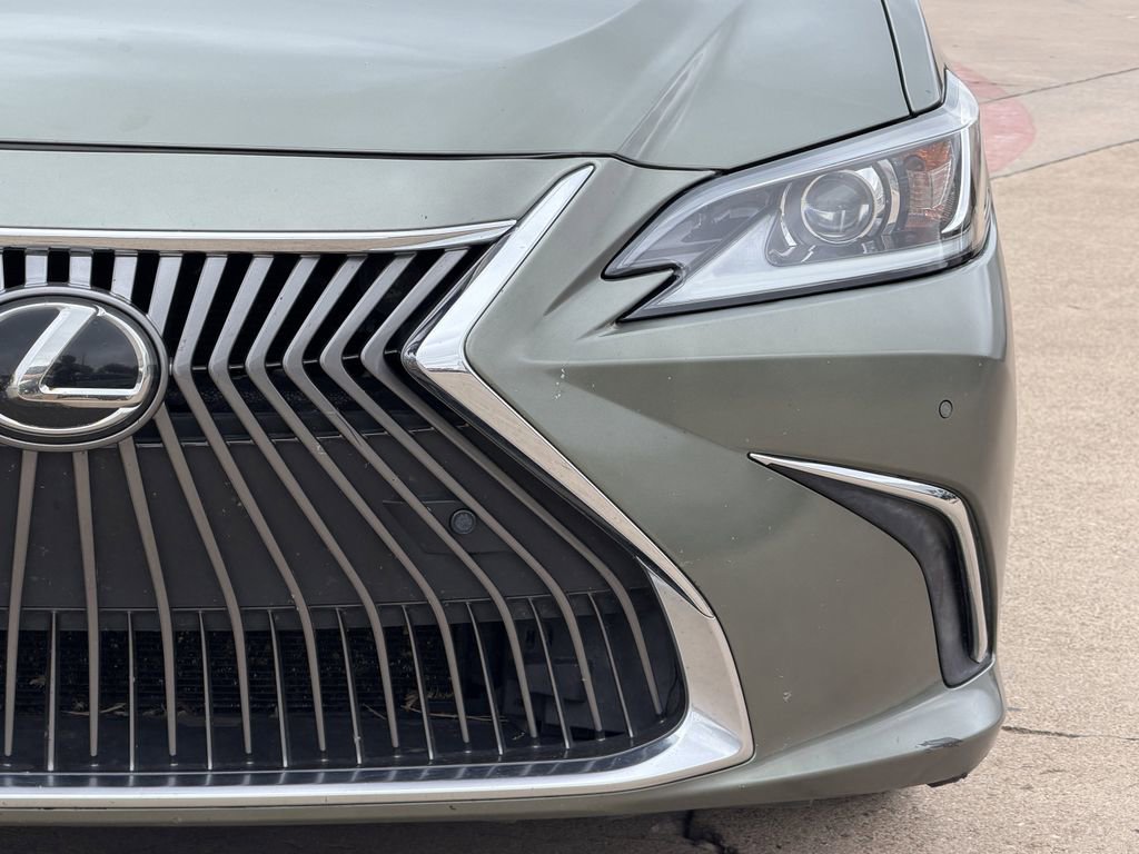 Used 2021 Lexus ES 350 w/ Premium Package FWD image 4