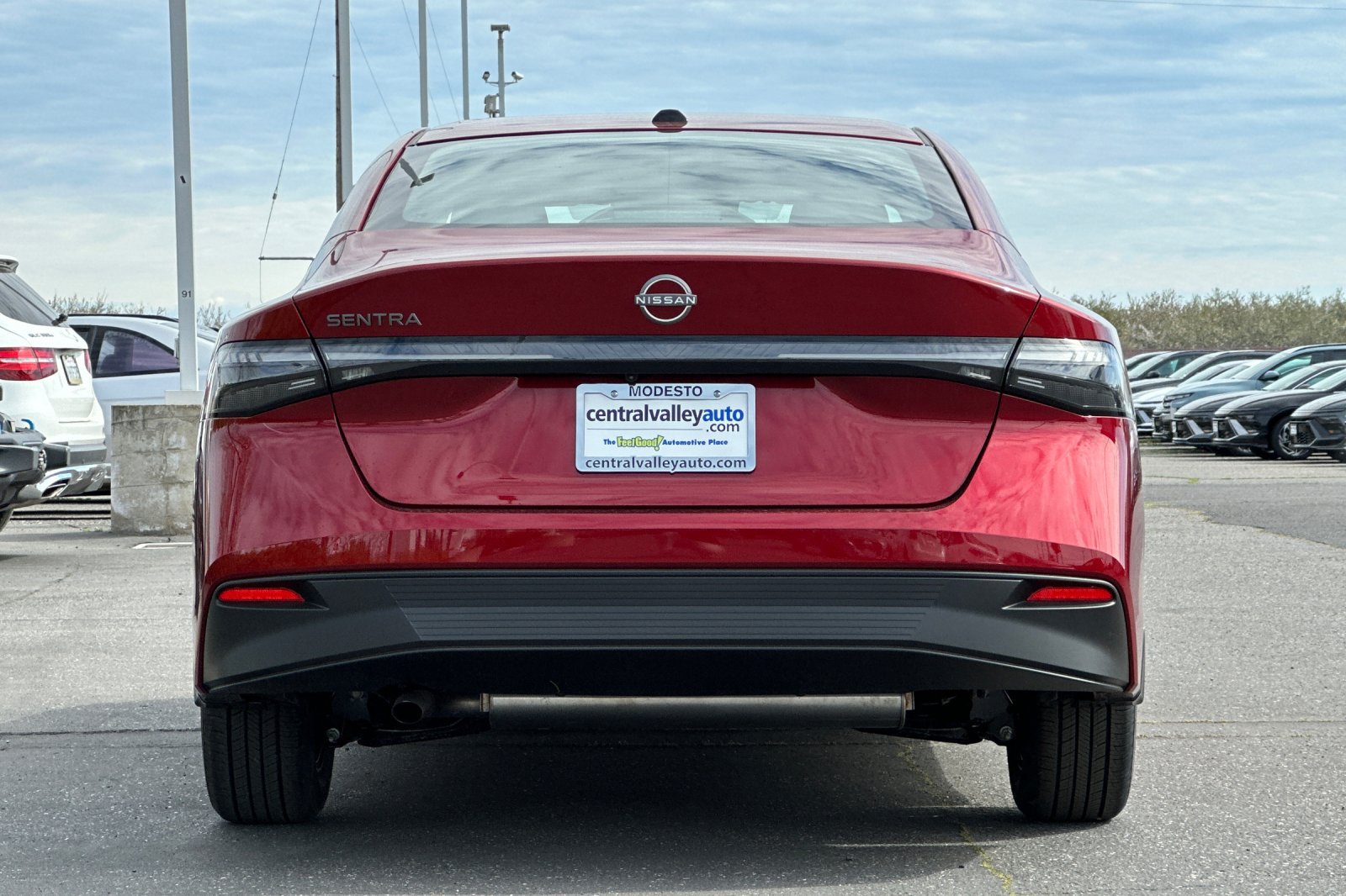 New 2026 Nissan Sentra SV w/ SV Convenience Package FWD image 5