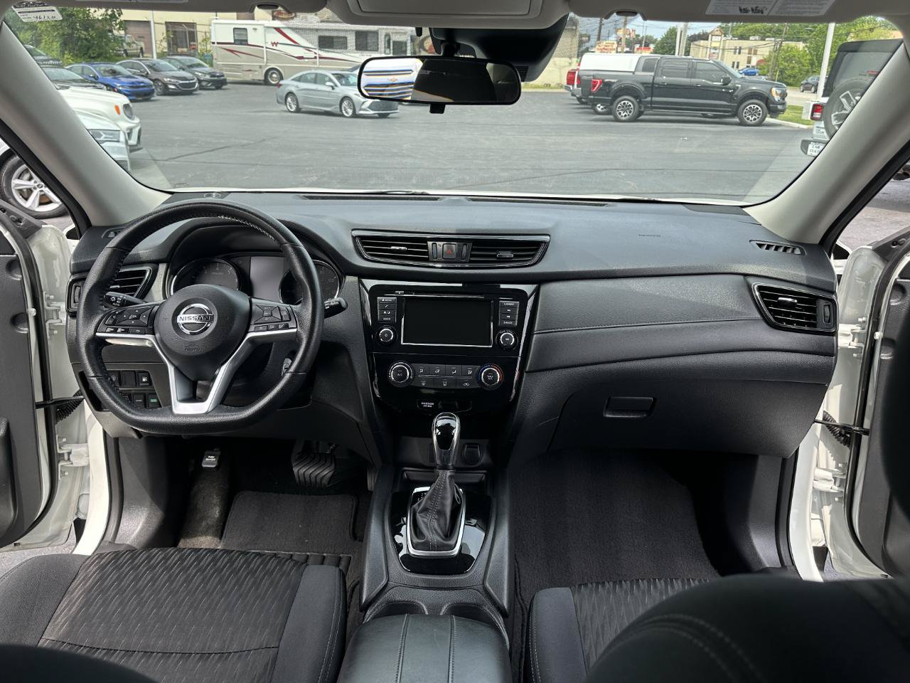 Used 2019 Nissan Rogue S w/ Special Edition Package AWD/4WD image 43