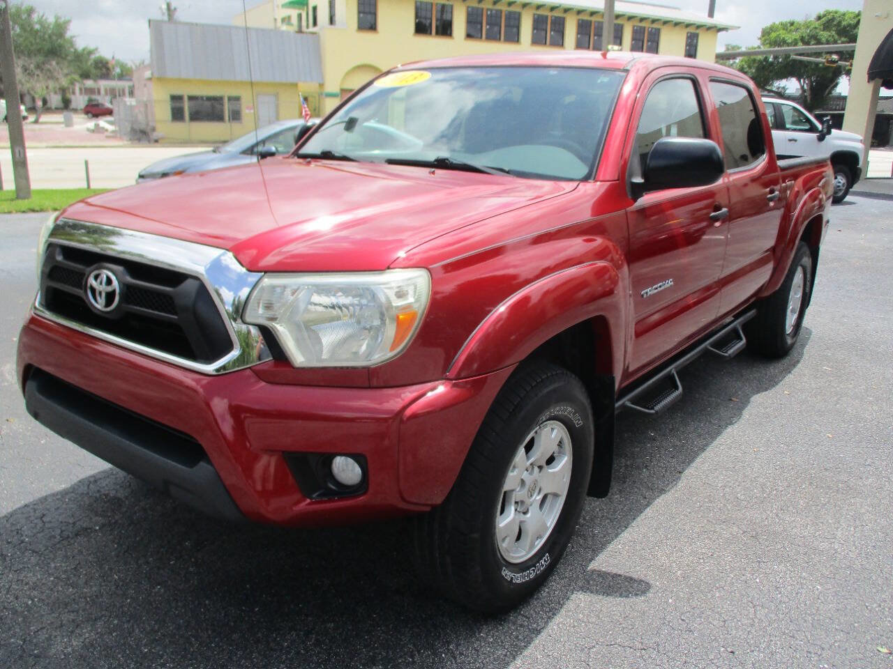 Used 2013 Toyota Tacoma PreRunner w/ TRD Off-Road Pkg RWD image 5