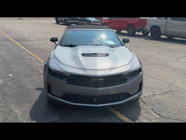 Used 2021 Chevrolet Camaro LT w/ Technology Package RWD image 31