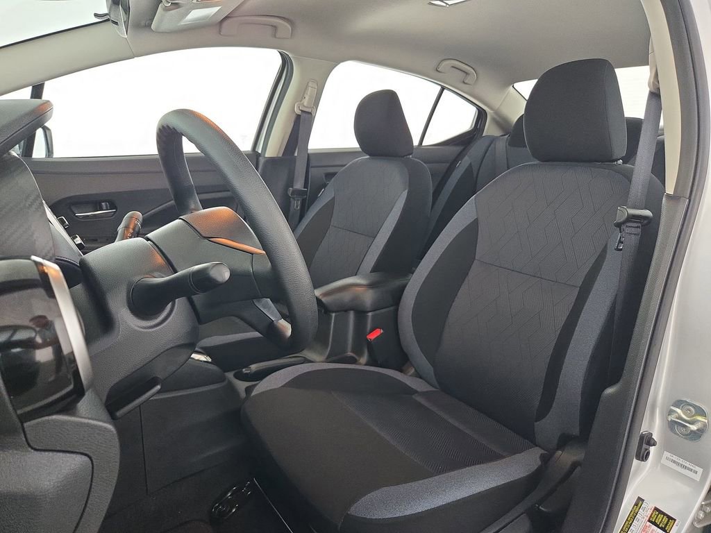 Used 2025 Nissan Versa SV image 23