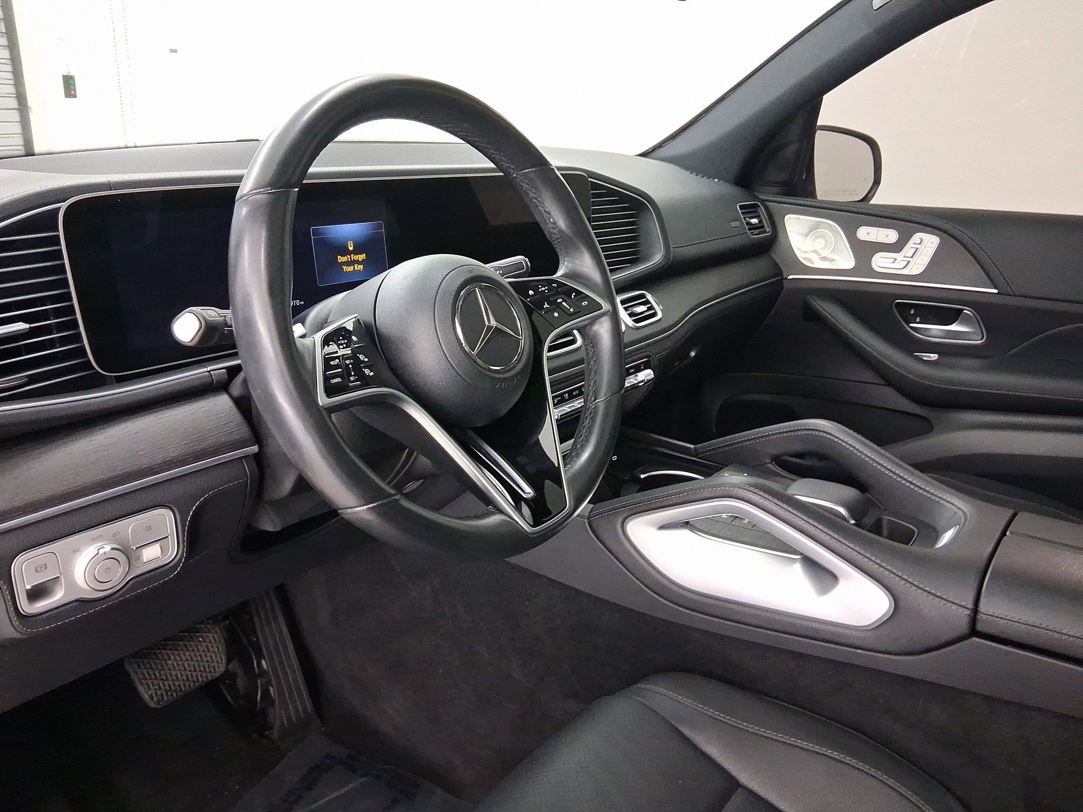 Used 2024 Mercedes-Benz GLE 350 4MATIC image 22