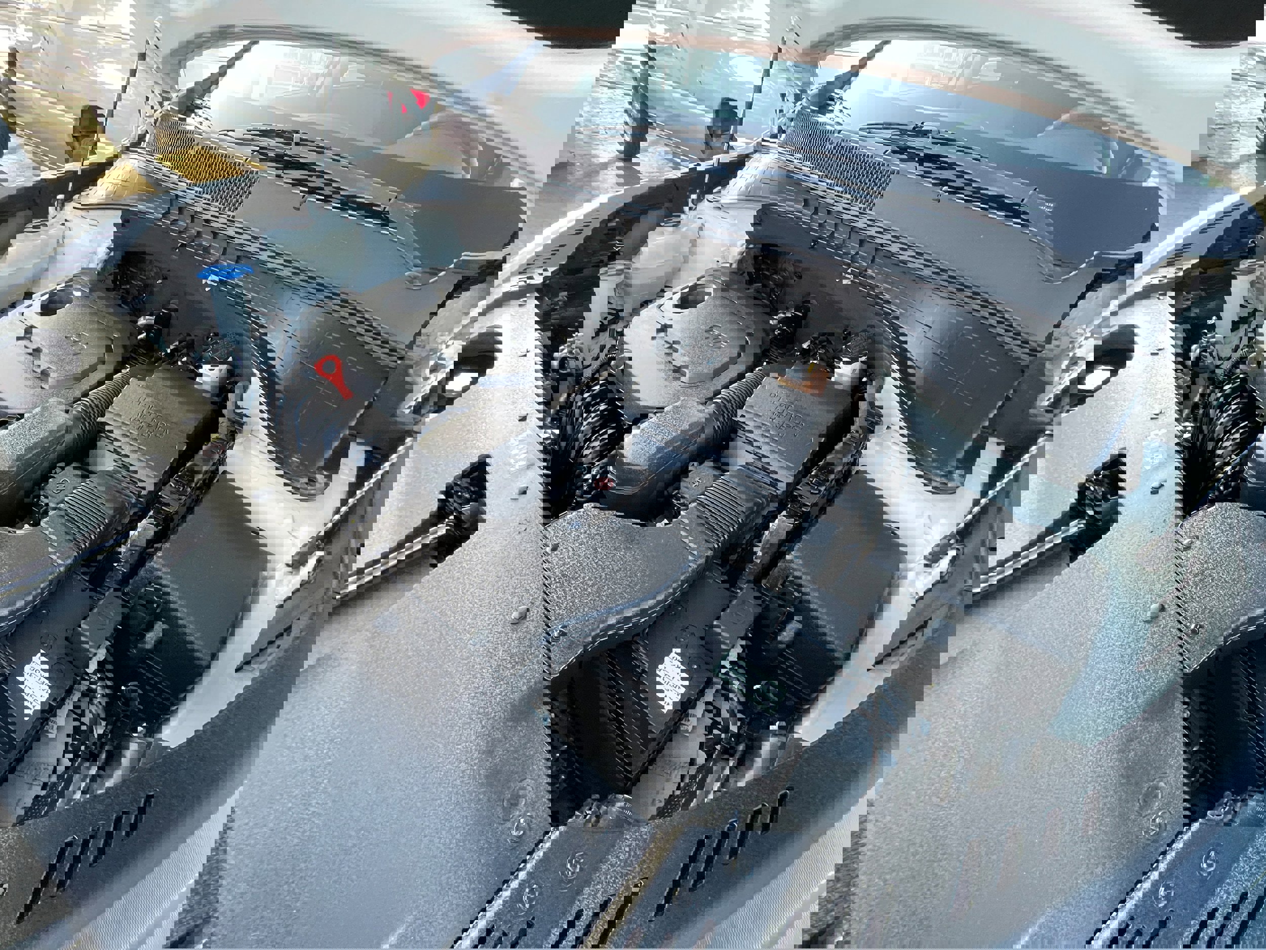 Used 2019 Kia Sorento LX image 33