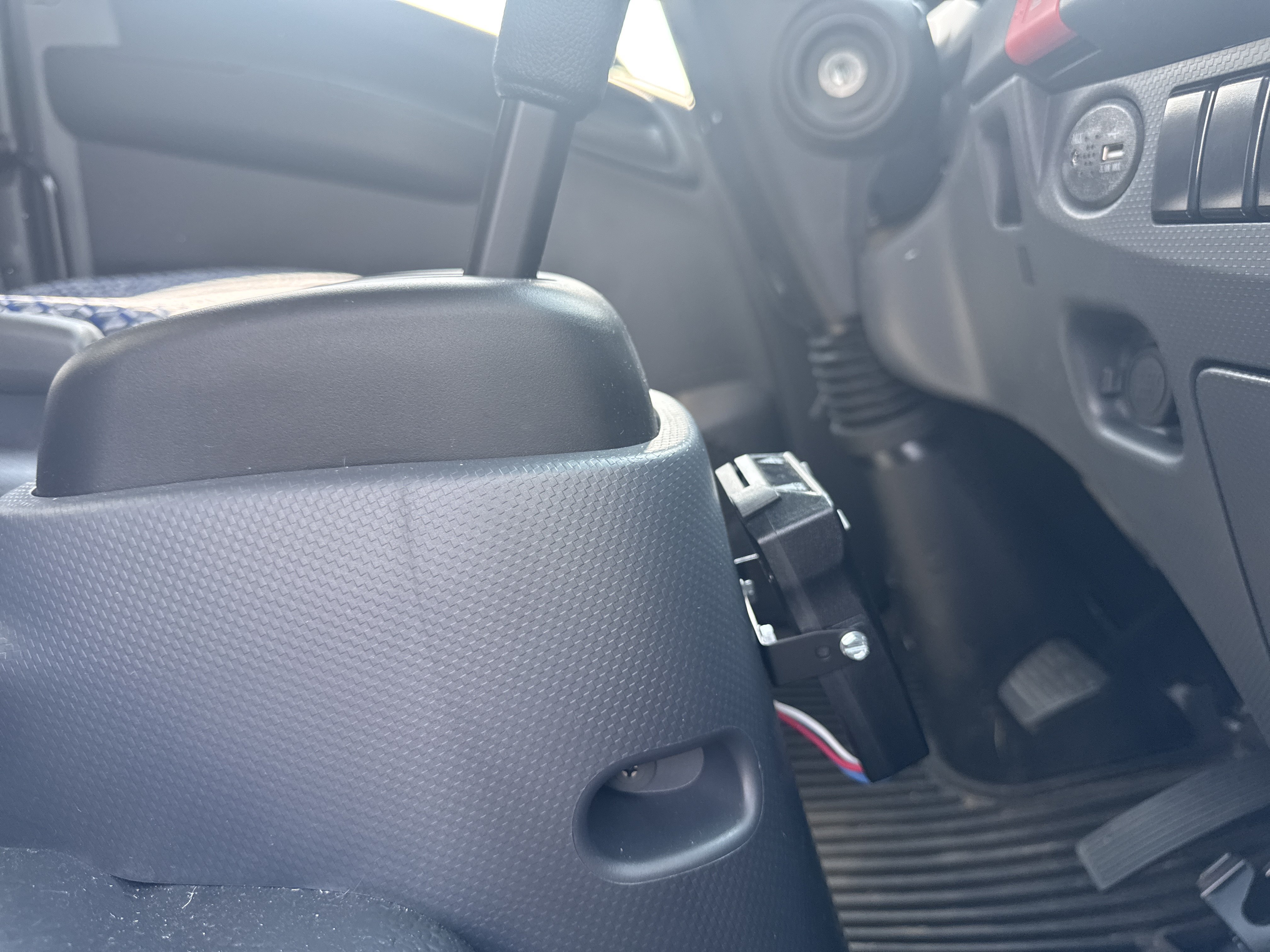 Used 2024 Chevrolet Low Cab Forward RWD image 22