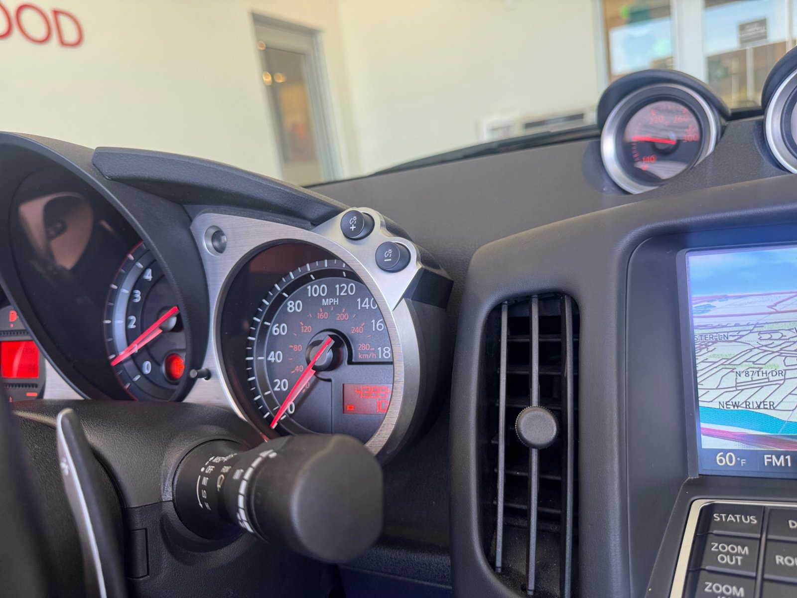 Used 2014 Nissan 370Z Touring w/ Sport Package image 18