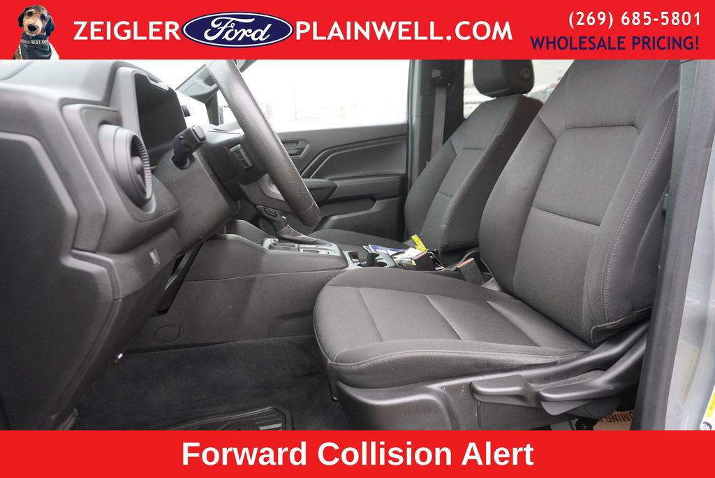 Used 2024 Chevrolet Colorado W/T image 17