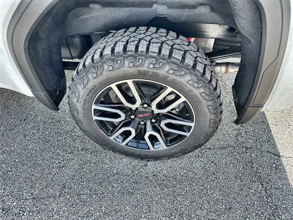 New 2026 GMC Sierra 1500 AT4 w/ AT4 Premium Package image 12