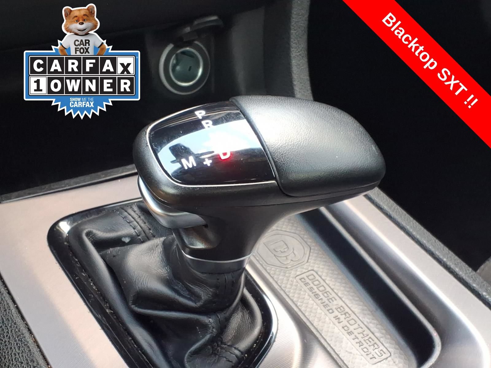 Used 2022 Dodge Charger SXT w/ Blacktop Package RWD image 18