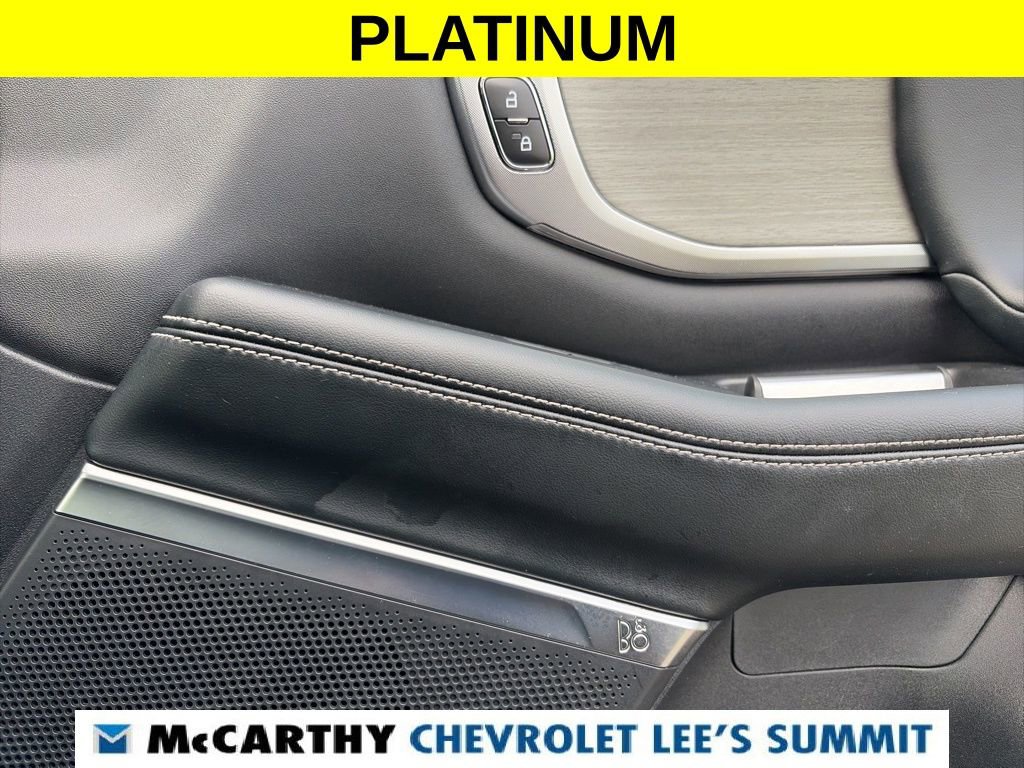 Used 2025 Ford Expedition Platinum AWD/4WD image 37