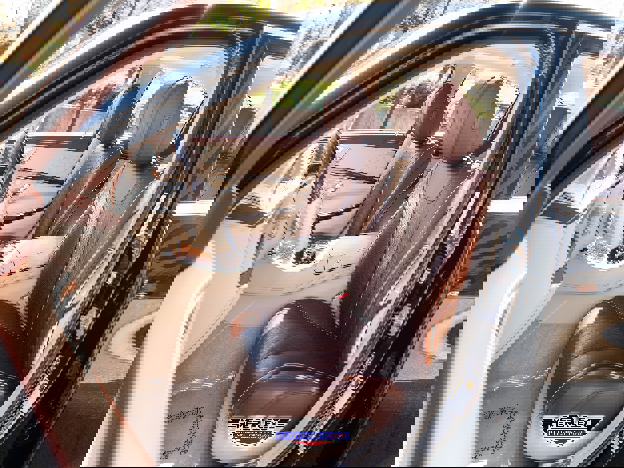 Used 2018 Mercedes-Benz S 560 4MATIC Sedan w/ Premium Package image 16