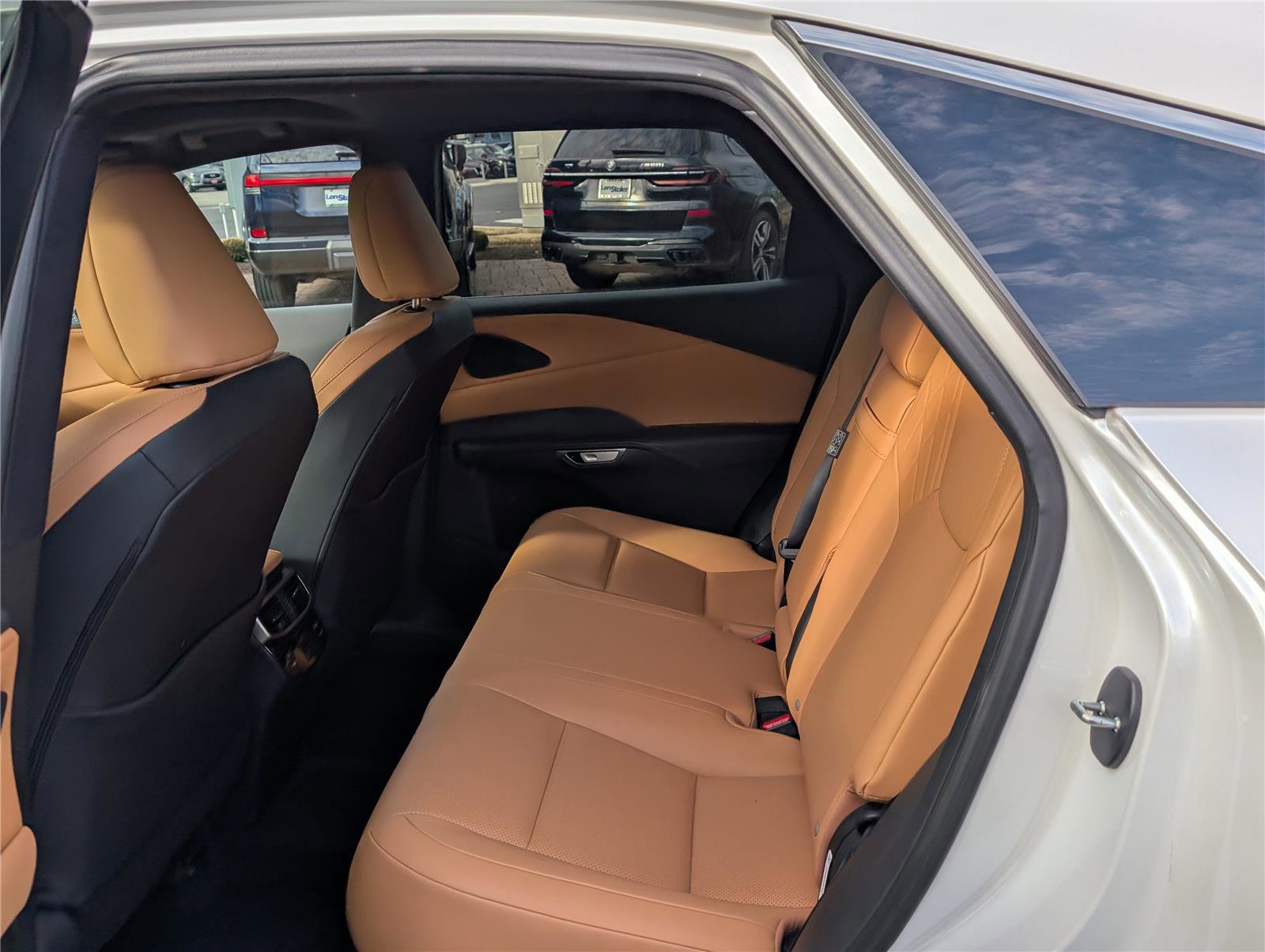 Used 2024 Lexus RX 350 Premium image 15