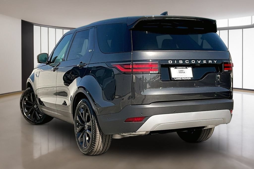 New 2026 Land Rover Discovery S AWD/4WD image 3
