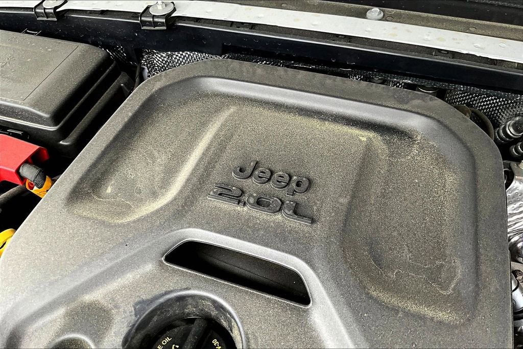 Used 2024 Jeep Wrangler High Altitude AWD/4WD image 32