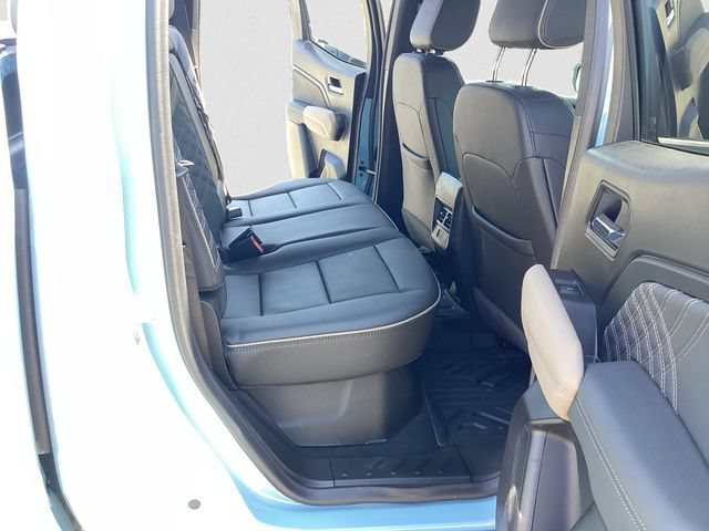 Used 2025 GMC Canyon Denali AWD/4WD image 13