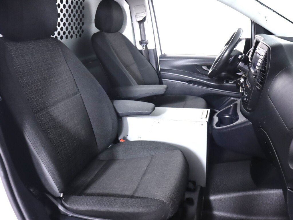 Used 2019 Mercedes-Benz Metris image 32