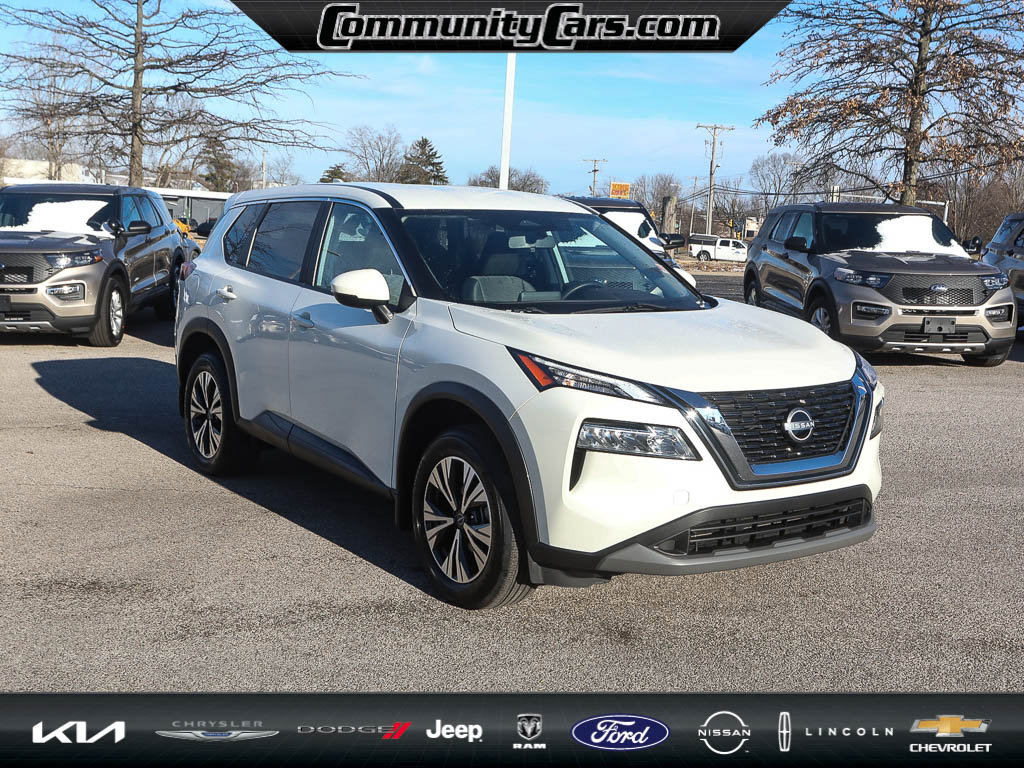 Used 2023 Nissan Rogue SV image 9