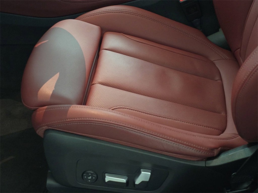 Used 2022 BMW X4 xDrive30i w/ M Sport Package 2 image 31